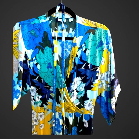 Maxi Dress - Picture 2 of 5